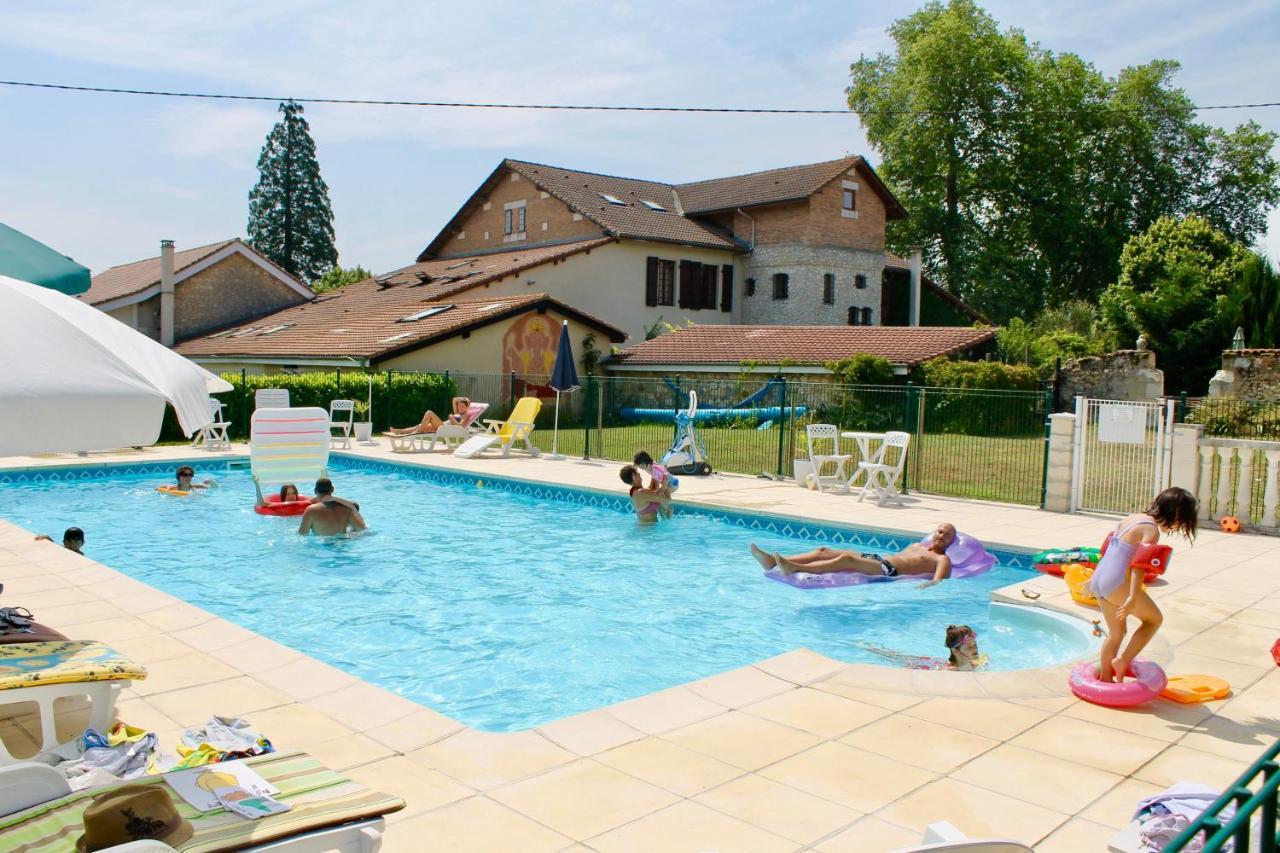 Le Logis Des Quatre Puits Neuvicq-Montguyon Exterior foto