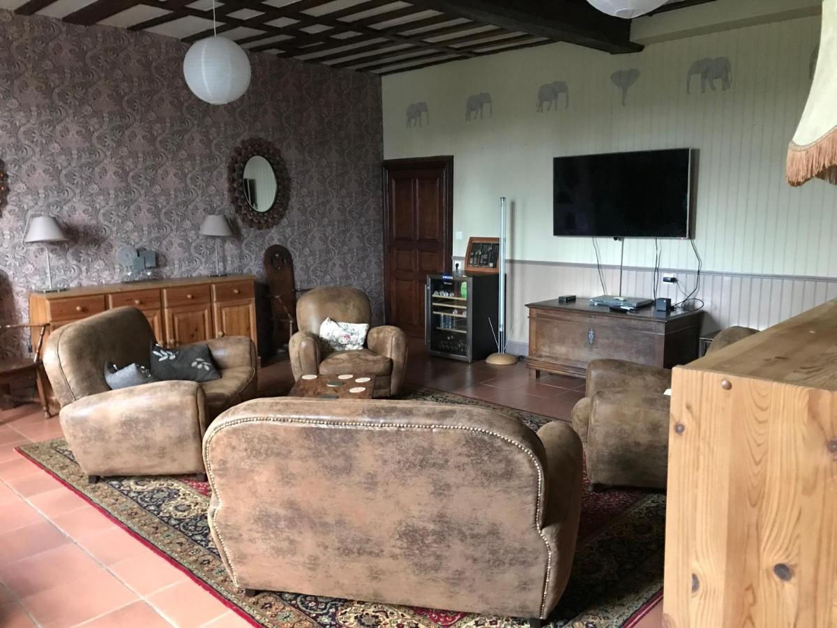 Le Logis Des Quatre Puits Neuvicq-Montguyon Exterior foto